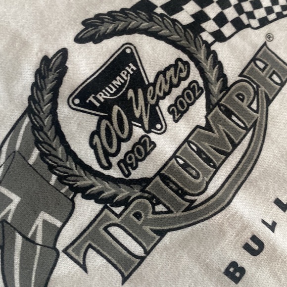 Triumph Motorcycle "The Silver Bullet" - Picture 6 of 6